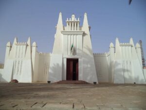 Lire la suite à propos de l’article Le Musée Saharien – المتحف الصحراوي